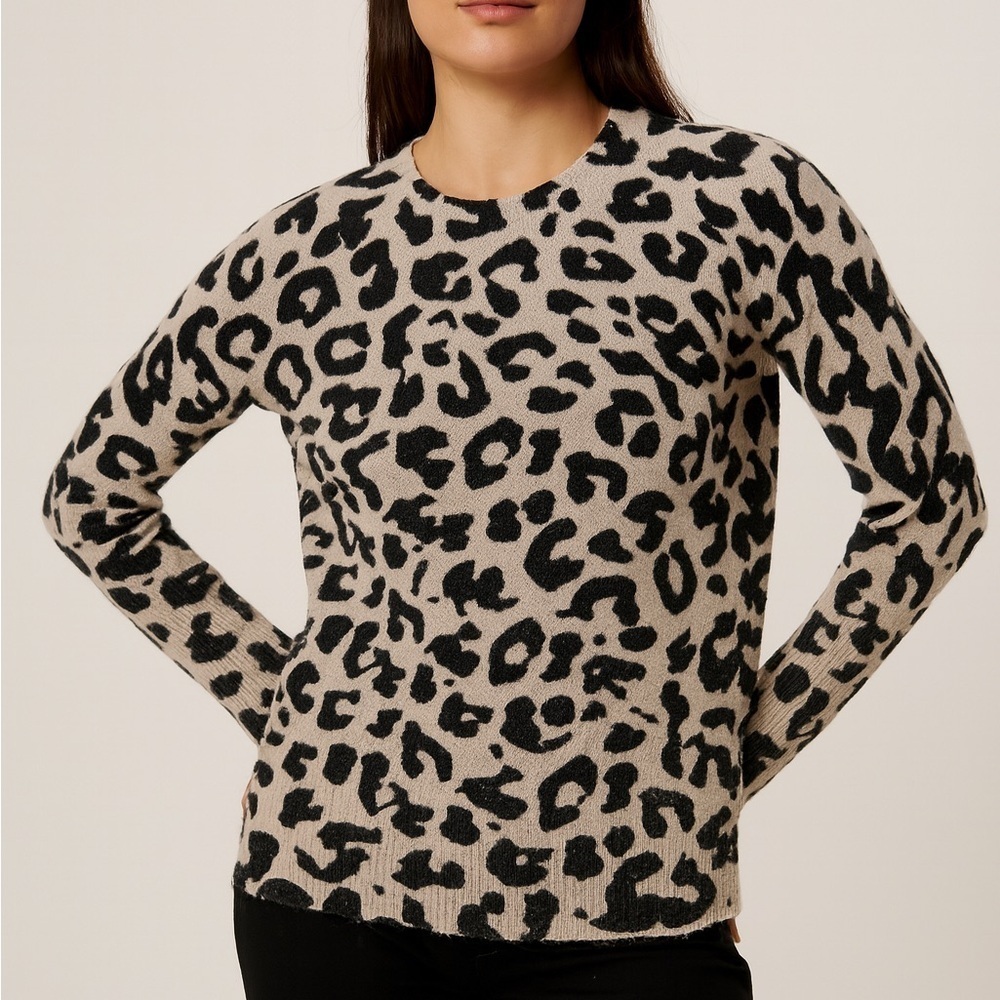 White + Warren 100% Cashmere Animal Print Sweater Medium
